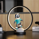 Dekoratif oturan baloncu kız aydınlatma. İster salon ister çocuk odasında kullanabileceğiniz dekoratif aydınlatma armatürü.